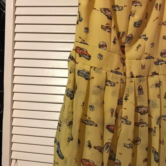 Retro Mod car print UK dress in lemon yellow - Picture 3 of 9